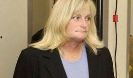 黛比罗爆料杰克逊视频