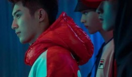 狗仔爆料黄景瑜视频播放,黄景瑜私密视频意外曝光，引发网友热议