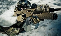 爆料视频玩枪的人是谁啊,爆料视频揭示神秘人物