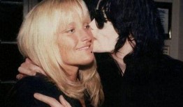 黛比罗爆料杰克逊视频