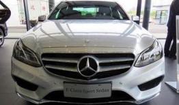 南宁奔驰爆料事件最新,揭露豪华车售后服务疑云